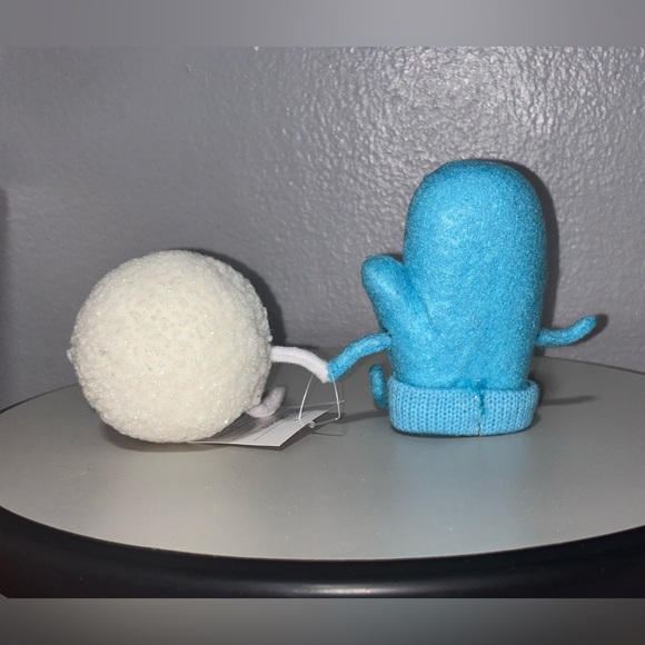Target Wondershop Felt Mitten & Snowball Duo - Picture 4 of 13